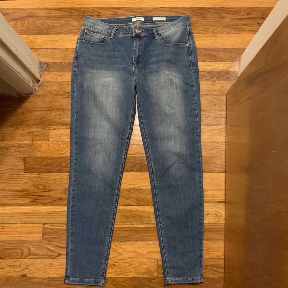 Kensie Effortless Ankle Mid Rise Jeans 10/30